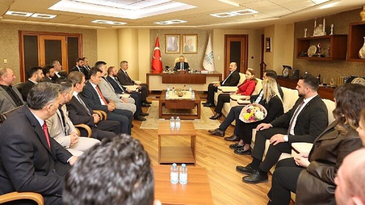 Büyükakın, Gölcük ve Kartepe teşkilatlarını ağırladı