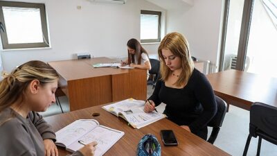 Büyükşehir yurtları öğrencilere sıcak yuva oldu
