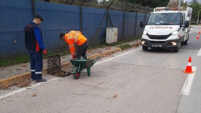 Büyükşehir’den mazgal ve menfez paklığı