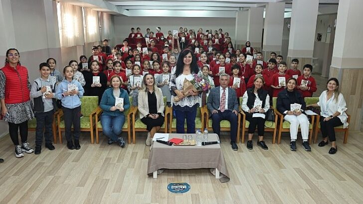 “Çocuklara Kitap Söyleşileri”nde mevzu: Cumhuriyet’in kıymetleri