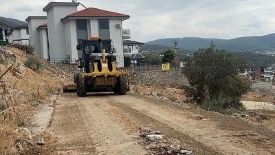 Didim’de Sağanak Yağış Sonrası Ziyan Gören Yollar Onarıldı
