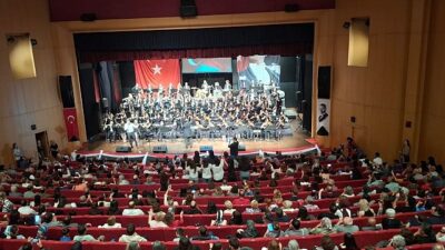 Geleceğin müzisyenlerinden harika konser
