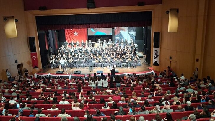 Geleceğin müzisyenlerinden harika konser