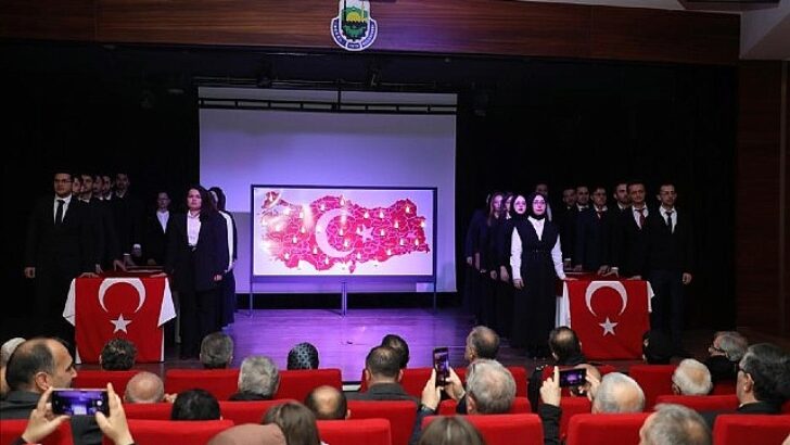 İnegöl’de 24 Kasım Öğretmenler Günü Merasimlerle Kutlandı