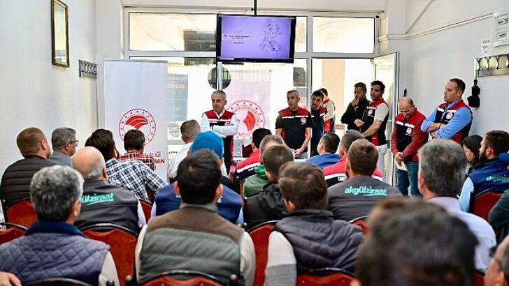 İzmir’de 3 Bin 500 Üreticiye Yeni Destekleme Modeli Tanıtıldı