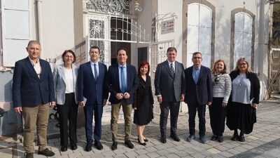 İzmir’de sağlıkta iş birliği devri başlıyor