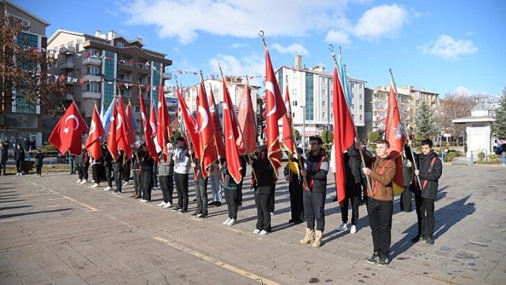 Kahramankazan’da 24 Kasım Öğretmenler Günü hasebiyle bir grup etkinlikler düzenlendi.