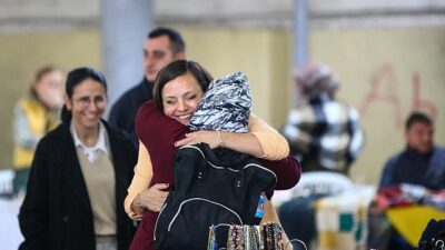 Karabağlar’da Bayanın Eli Var