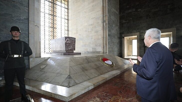 Kemalpaşa Belediye Başkanı Mehmet Türkmen, Türkiye Cumhuriyeti’nin Kurucusu Gazi Mustafa Kemal Atatürk’ün ortamızdan ayrılışının 86’ncı yılı hasebiyle bir bildiri yayımladı.