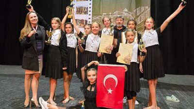 Kemer’in dansçılarından büyük muvaffakiyet