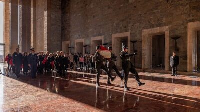 Kotonlular Ceddimizi anmak için Anıtkabir’deydi
