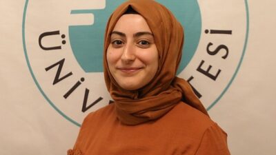 Kulaklık kullanımını günde 60-90 dakika ortasında tutun!