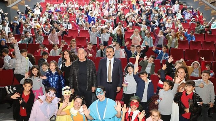 Lider Kırgöz çocukları unutmadı