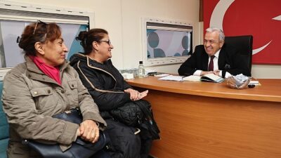 Lider Şadi Özdemir Beşevler Mahallesi’nde vatandaşları dinledi