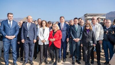 Lider Tugay, bal ormanına fidan dikti