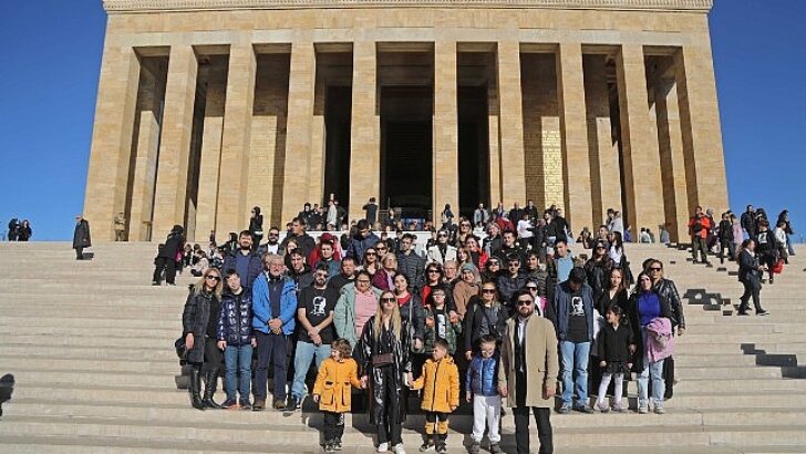 Manisiz Ömür Merkezi Kursiyerleri Ata’nın Huzuruna Çıktı