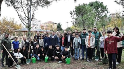 “Millet Bahçesi’ne 30 fıstık çamı dikildi”