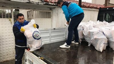 Muğla Büyükşehir Belediyesi Mezarlıkları Temizliyor, Odunlar Gereksinim Sahiplerine Yakacak Oluyor