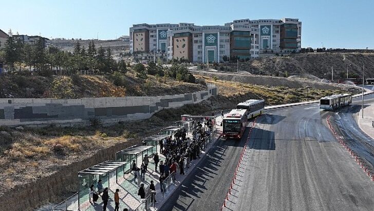 NEÜ Köyceğiz Yerleşkesi’nde Turnike Sistemine Geçilerek Bekleme Müddetleri ve Yakıt Tüketimi Azaltıldı