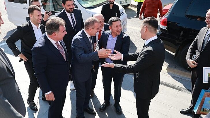Türkmenistan’ın Ankara Büyükelçisi Mekan İshanguliyev, Belediye Başkanı Arı’yı Ziyaret Etti