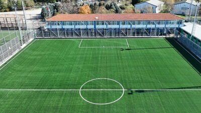 Vinsan’da yeni futbol alanı gün sayıyor