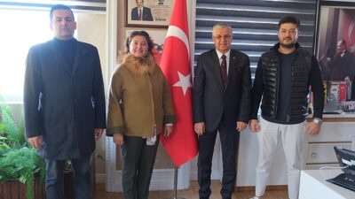 Yörük Vilayet Hatunu’ndan Lider Topaloğlu’na ziyaret