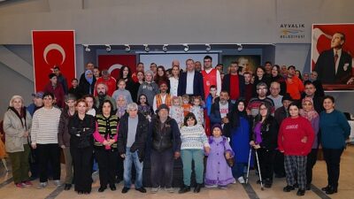 3 Aralık Dünya Engelliler Günü’nde engelliler ve aileleri buluştu, gönüllerince eğlendi