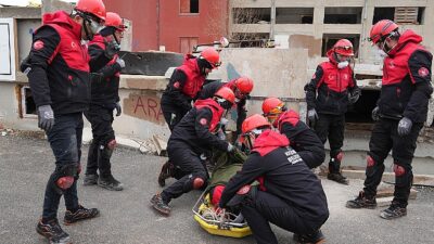 Afet Gönüllülerine Teorik ve Uygulamalı Eğitim