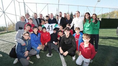 Büyükşehir’den, İzmit Ayazma’ya sentetik futbol alanı