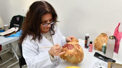 Çiğli’nin kültür kursları tüm süratiyle devam ediyor