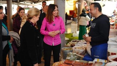 Cumhuriyet Mahallesi’nde 700 vatandaşa tapu müjdesi!