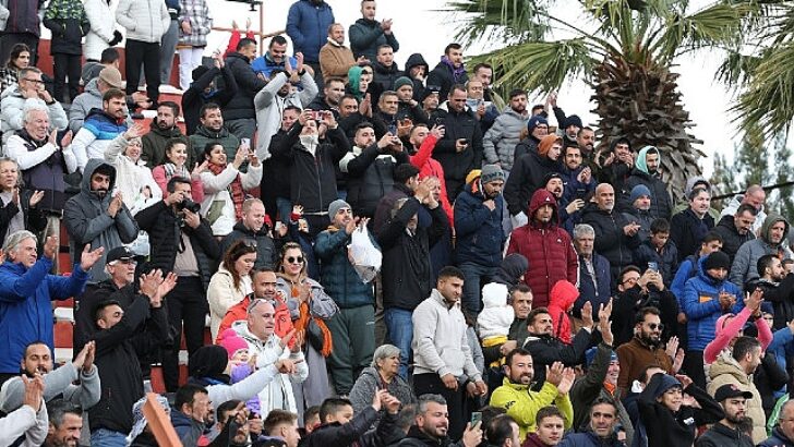 Dikili Belediyespor şampiyonluğunu ilan etti