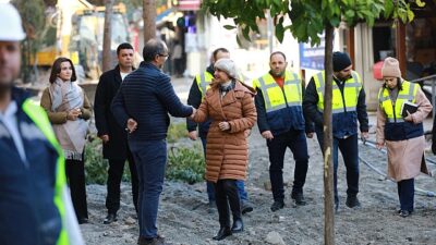 Efes Selçuk’ta çarşı içi çalışmalar sürat kesmeden devam ediyor