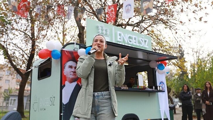 “Efes Selçuk’un manisiz gençleri çalışacak, Efes Selçuk sahip çıkacak: Manisiz Kafe Efes Selçuk’un hizmetinde”