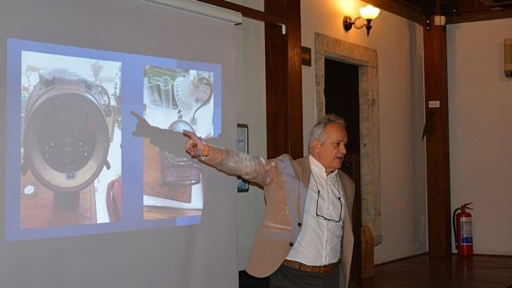 EÜ’de gaz lambasının tarihine ışık tutuldu