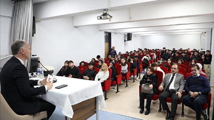 İnegöl Genç Bakış İle Gelişiyor