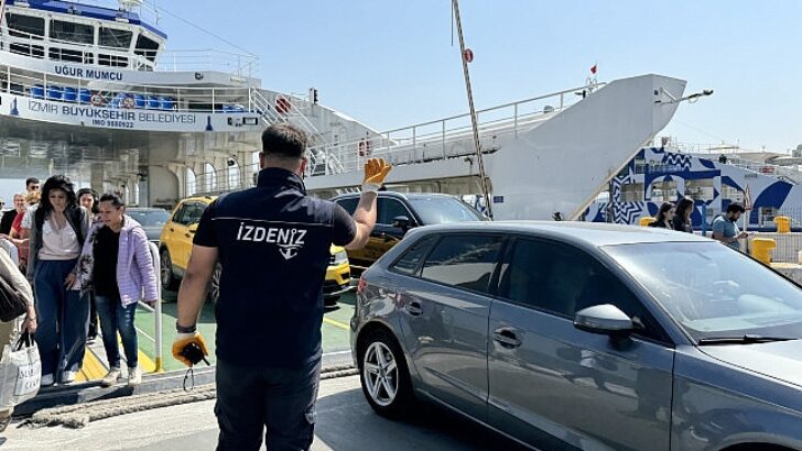 İZDENİZ’den yolculara kıymetli ikaz: Seyahat bitmeden ayağa kalkmayın!