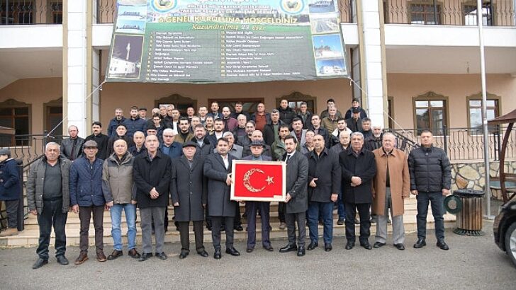 Kahramankazan Belediye Lideri Selim Çırpanoğlu Çimşit Mahallesi sakinleriyle bir ortaya geldi.