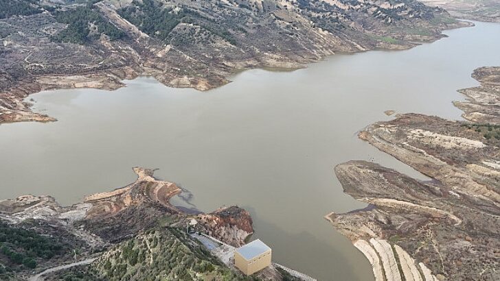 Lider Çerçioğlu vatandaşları suyu tasarruflu kullanmaya davet etti