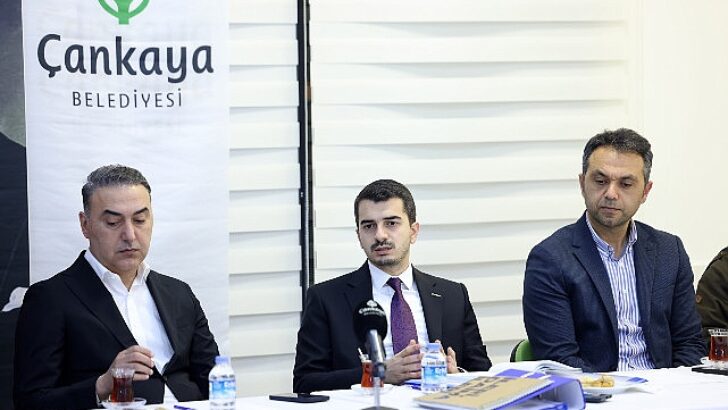 Lider Güner Gaziosmanpaşa ve Kızılay bölgesi muhtarlarıyla bir ortaya geldi