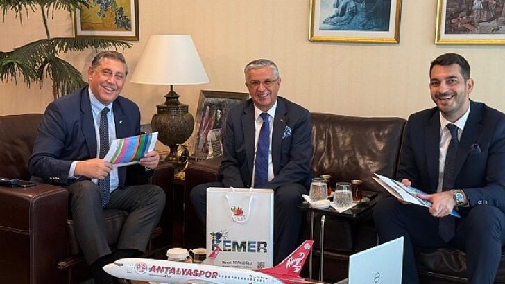 Lider Topaloğlu’ndan cins operatörlerine ziyaret