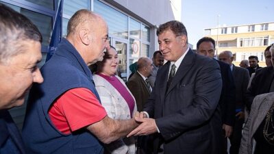 Lider Tugay Aliağa’da muhtarlarla bir ortaya geldi “Yürekten sevgiyle, dürüst hizmet anlayışıyla yanınızdayız”