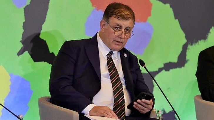 Lider Tugay, B40 Tiran toplantısında konuştu: Geleceğimizi şekillendirmeye hazırız