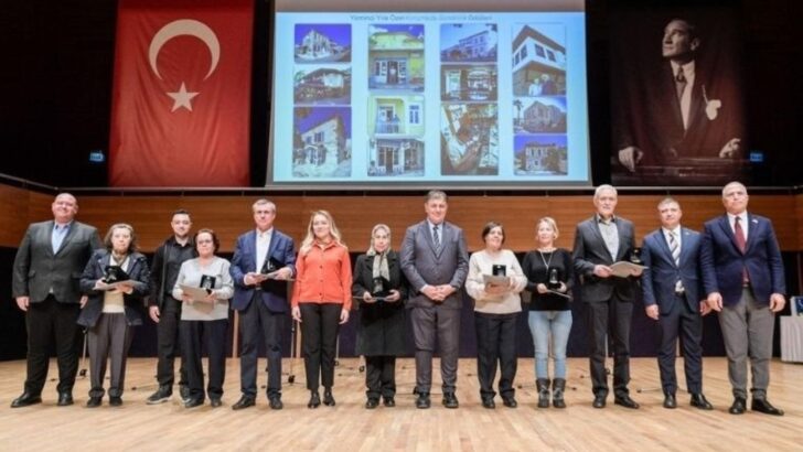 Lider Tugay: İzmir’in tarihi ve kültürel mirasına sahip çıkacağız