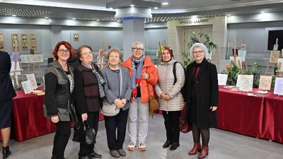 Lider Zeyrek Kalem, Kağıt, Mürekkep ile Şiir Seyahati Standını Açtı