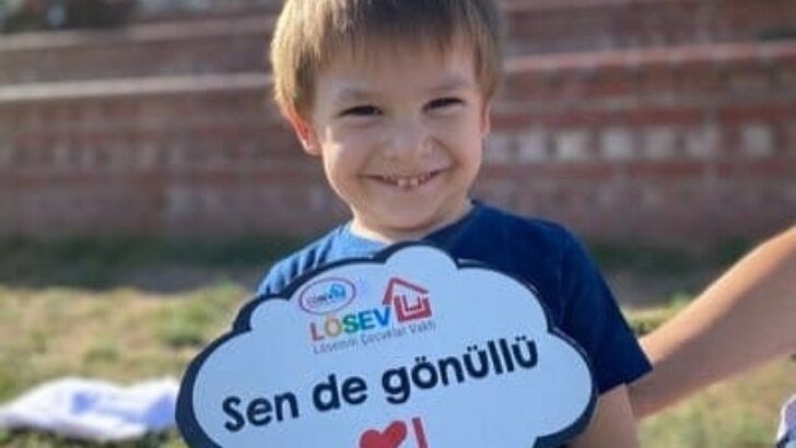 LÖSEV’den Gönüllük Daveti: Sen Varsan Biz Varız