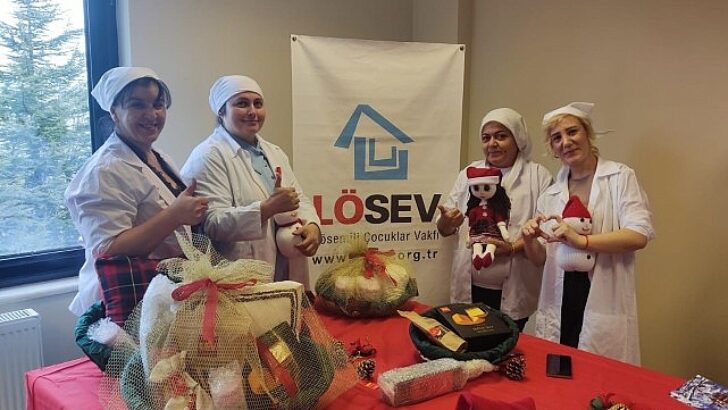 LÖSEV’in Anneleri Üretiyor, Lösemili Çocuklar Güzelleşiyor: Yılbaşı Sepetleriyle Umut Olun