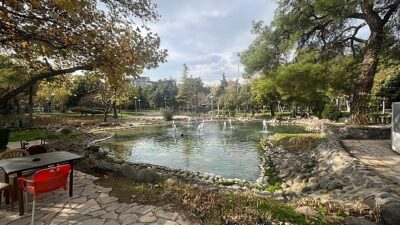 Manisa Büyükşehir, Fatih Parkı Süs Havuzu Bakım ve Tamirat Çalışmalarını Tamamladı