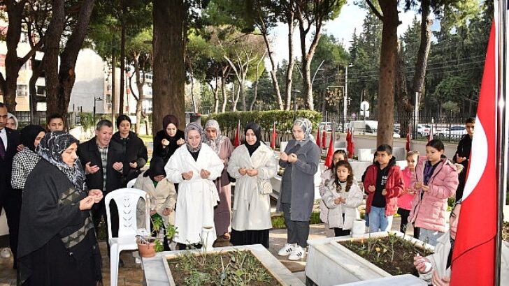 Manisa Şehidini Andı