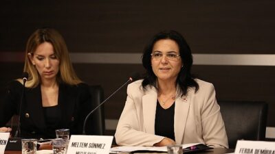 Narlıdere’de Bayan Ve Siyaset Konuşuldu